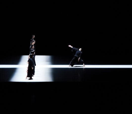 Per una nuova poetica del corpo: TAO Dance Theatre e il Leone D’Argento alla Biennale Danza 2023