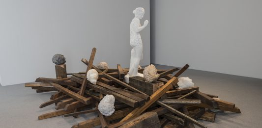 In ogni chaos c’è un cosmo: Massimiliano Pelletti scultore installation view della personale di Massimiliano Pelletti al museo MARCA di Catanzaro, 2022