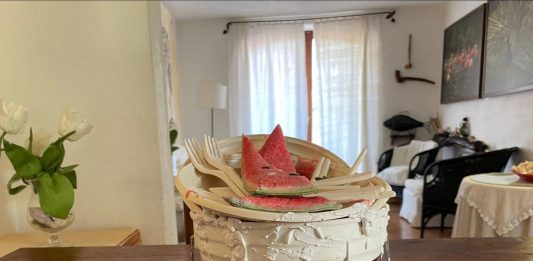 “L’occhio e la mano. Da Bertozzi & Casoni a Simona Ghizzoni” 11, 18 e 25 agosto alla MLB Maria Livia Brunelli Gallery di Porto Cervo