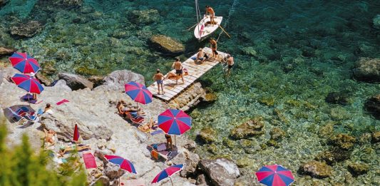 Italian Rivieras: il nuovo libro firmato Louis Vuitton racconta la Dolce Vita Louis Vuitton italian rivieras