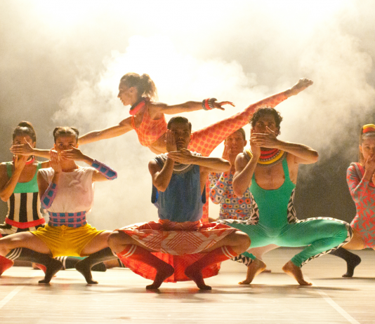 Alla NID Platform, la fluidità del corpo in movimento nello spazio