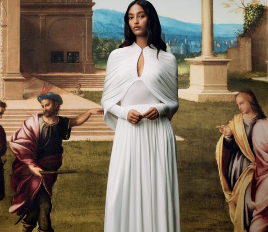 I capolavori degli Uffizi per la collezione Autunno/Inverno 2023 di Ferragamo ferragamo uffizi