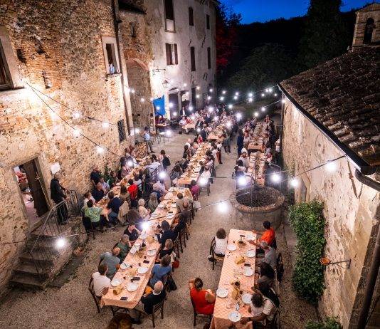 L’estate dei festival: le cene teatrali di Tovaglia a Quadri, ad Anghiari