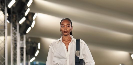 Giro del mondo per il mese della moda, da New York a Londra