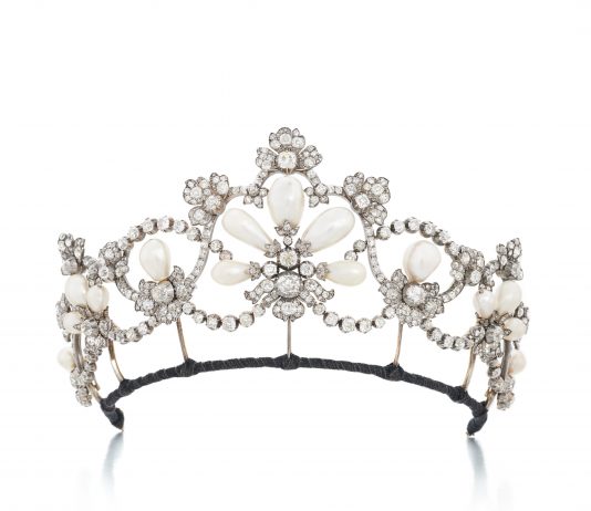 Perle, diamanti, rubini. I gioielli dell’Impero asburgico vanno all’asta a Ginevra asta gioielli asburgo