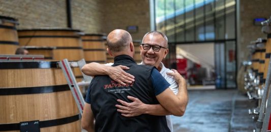 Sotheby’s, all’asta la più grande collezione di vini mai offerta sul mercato vino pierre Chen