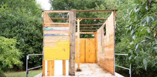 Roberto Alfano e la sua Baracca interiore, al Festival Filosofia di Modena