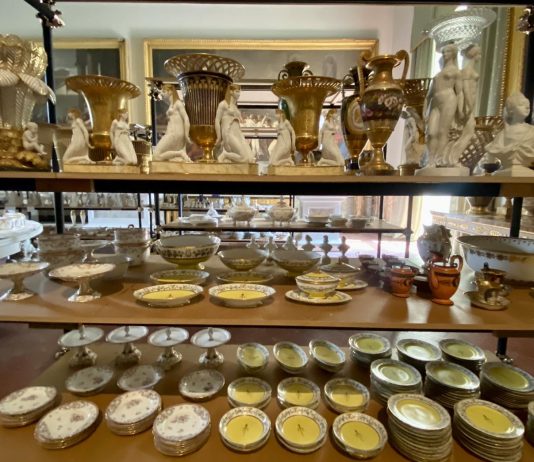 Presentato al Museo di Capodimonte un nuovo cabinet per le storiche porcellane Museo Capodimonte cabinet porcellane