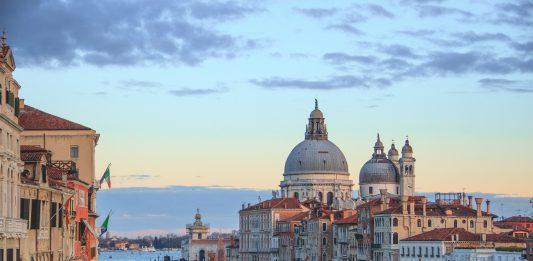 Unesco, Venezia e la sua Laguna non entrano nella black list dei siti in pericolo. Fortuna o condanna per la città?