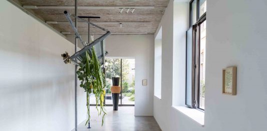 Fondazione Elpis presenta fino al 4 febbraio 2024 Stelle che sorreggono altre stelle, la nuova mostra di Lucia Cantò