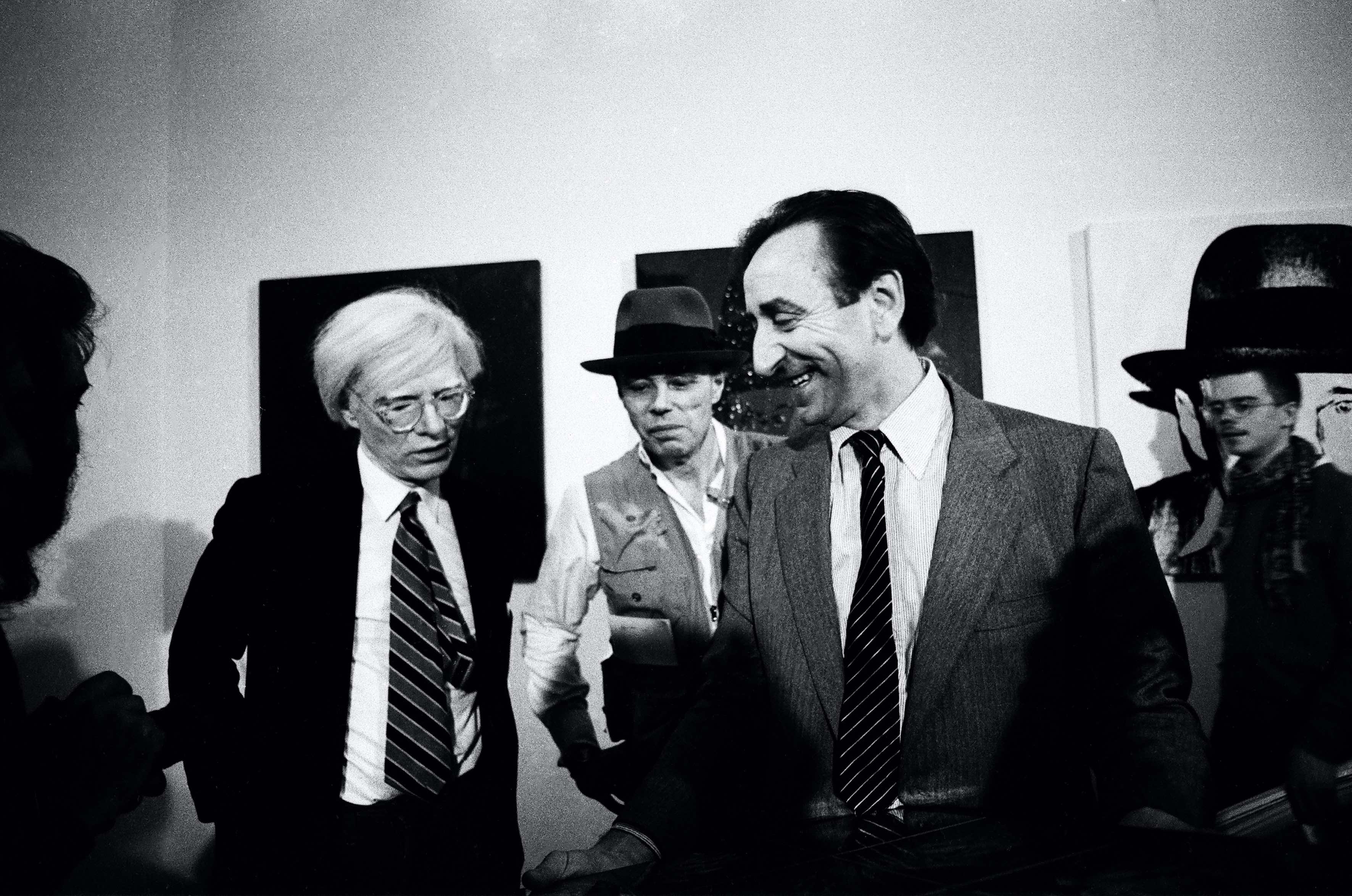 Amelio, Warhol, Beuys, Napoli, 1980. Ph. Fabio Donato