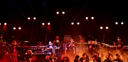 La Biennale Musica di Venezia racconta il mondo sonoro digitale tra installazioni e performance