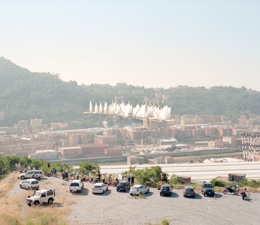 Scenari Urbani: il paesaggio politico nelle fotografie di Anna Positano