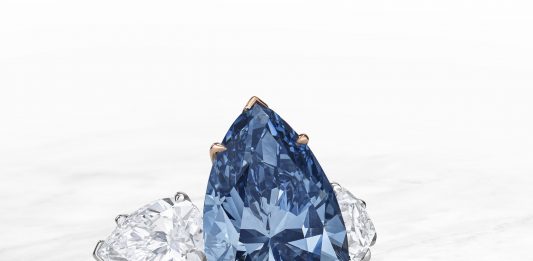 Christie’s annuncia il Bleu Royal, il diamante «regale» da $ 50 milioni diamante Christie's bleu royal