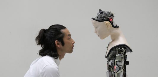 Storia e futuro delle intelligenze artificiali in mostra al Centro di Cultura Contemporanea di Barcellona