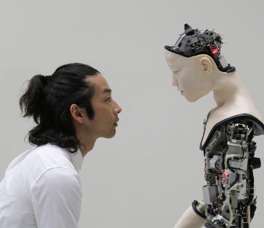 Storia e futuro delle intelligenze artificiali in mostra al Centro di Cultura Contemporanea di Barcellona