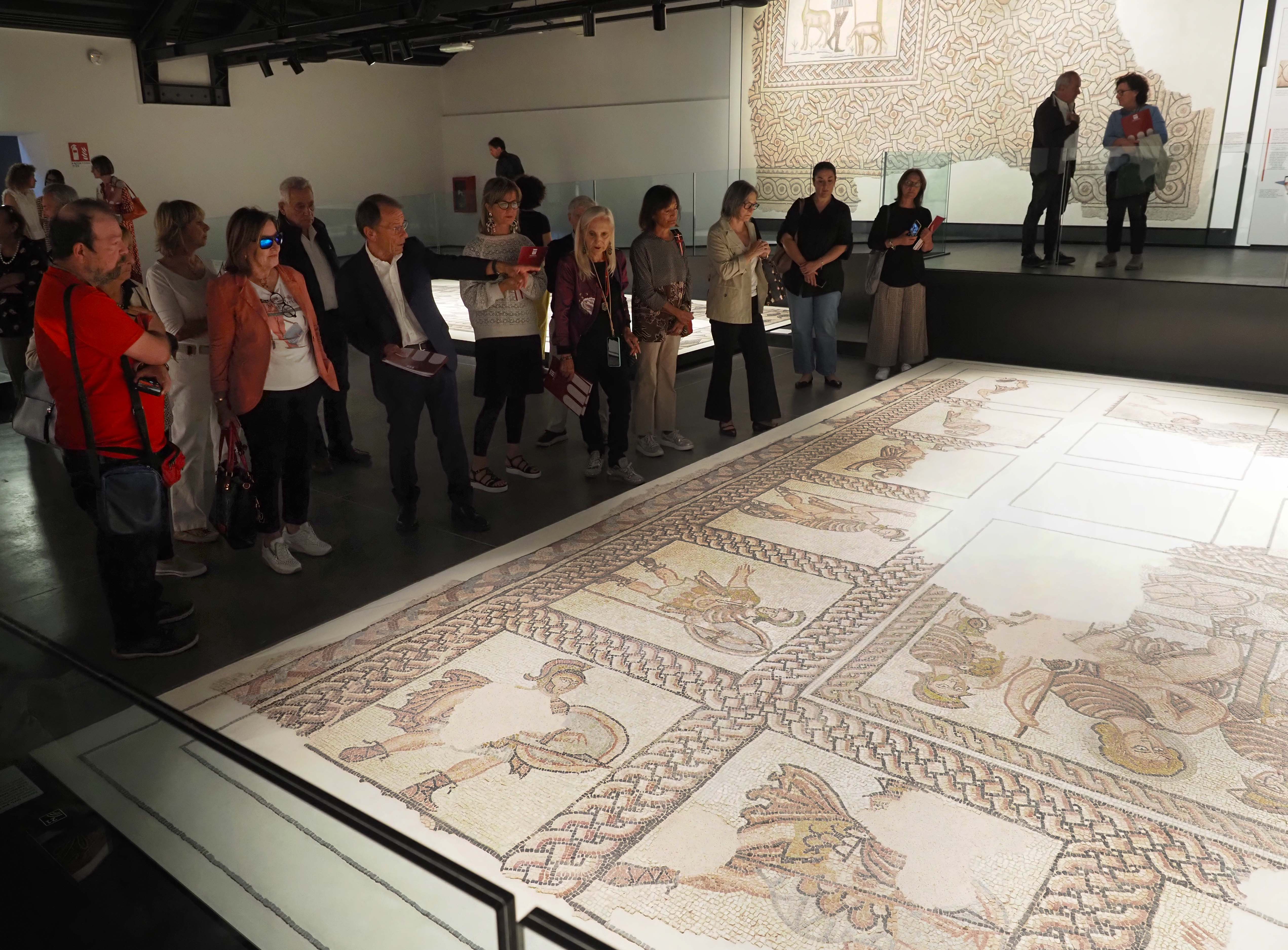 Classis Ravenna – Museo della Città e del Territori: il presidente di RavennAntica Giuseppe Sassatelli durate la visita alle nuove sezioni 