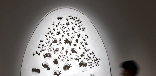 C’è un Fontana rarissimo all’asta da Sotheby’s, è la fine di Dio lucio fontana fine dio