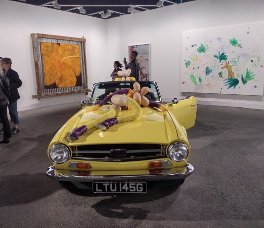 La folgorante ascesa di Paris+ par Art Basel: report dai booth Paris+ art basel 2023