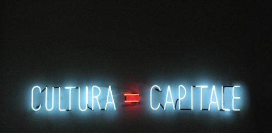 Cosa vedere a Torino durante l’Art Week #2: in giro tra gallerie, musei e luci d’artista Alfredo Jaar, Cultura=capitale - Museo della resistenza, Luci d’Artista © Courtesy Comune di Torino
