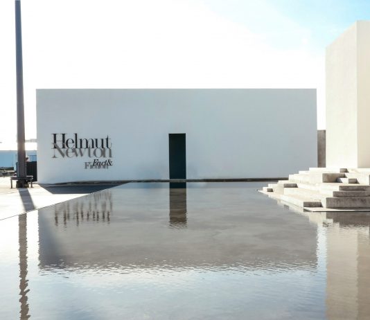 La grande mostra di Helmut Newton apre da Mop Fundación in Spagna