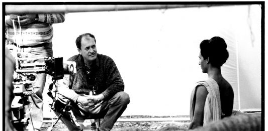 Ricordando Bernardo: le iniziative della Fondazione Bertolucci a Parma Bertolucci set Piccolo Buddha photo credits Alessia Bulgari