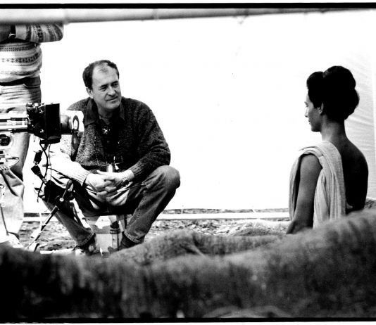 Ricordando Bernardo: le iniziative della Fondazione Bertolucci a Parma Bertolucci set Piccolo Buddha photo credits Alessia Bulgari