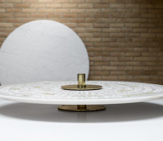 Letizia Cariello: da Gaggenau Milano una mostra tra vibrazioni e materia