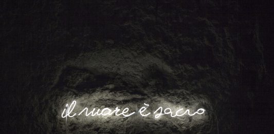 Incanto: l’installazione immersiva di Ilaria Abbiento nel sottosuolo di Napoli