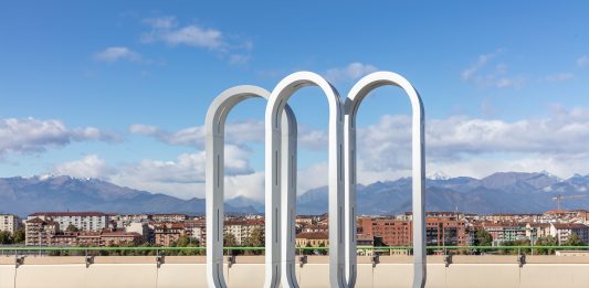 Consumismo e fede nelle opere di Thomas Bayrle alla Pinacoteca Agnelli di Torino