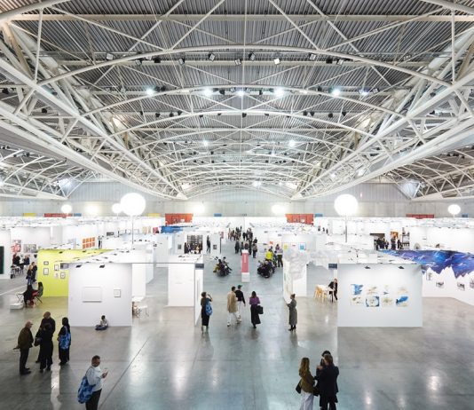 Artissima 2023, i numeri di chiusura e tutti i premi della fiera di Torino
