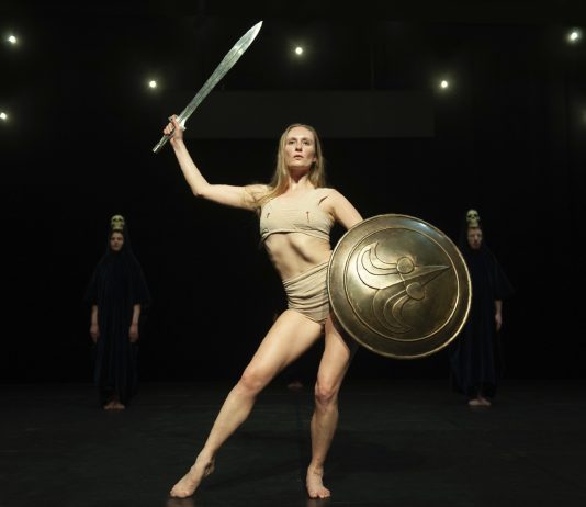 Peak Mytikas, Jan Fabre mette in scena la sua critica alla cancel culture