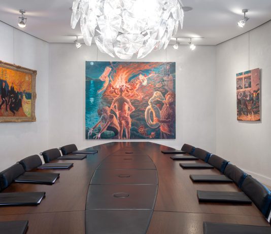 Milano, Fondazione Iannaccone: in mostra i corpi liminali di Pietro Moretti Pietro Moretti, veduta della mostra, Collezione Iannaccone, Milano, 2023-2024, ph. Studio Vandrasch