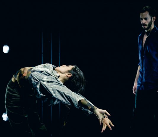 Amae: al Teatro Traetta di Bitonto, la danza della dipendenza affettiva AMAE © David Kalwar