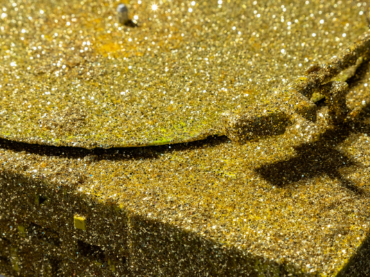 Danzando sulla fine del millennio: la Collezione Morra Greco in mostra a Napoli