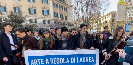 Arte a regola di laurea: la manifestazione degli studenti AFAM a Roma Manifestazione studenti AFAM, Roma, 19 dicembre 2023, ph. Claudio Tanda