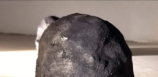 Roma, gli Ultimi di Francesca Cesaroni a Palazzo Venier per Emergency Ultimi, opera di Francesca Cesaroni