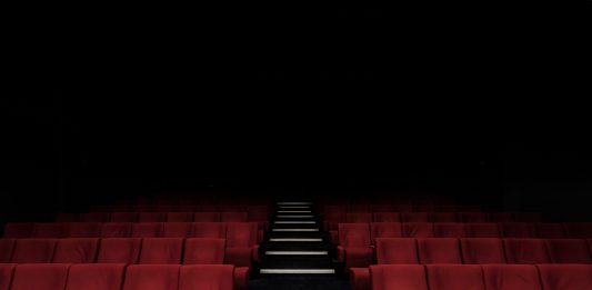 Aste e cinema: 6 film da vedere (e rivedere) durante le feste film aste