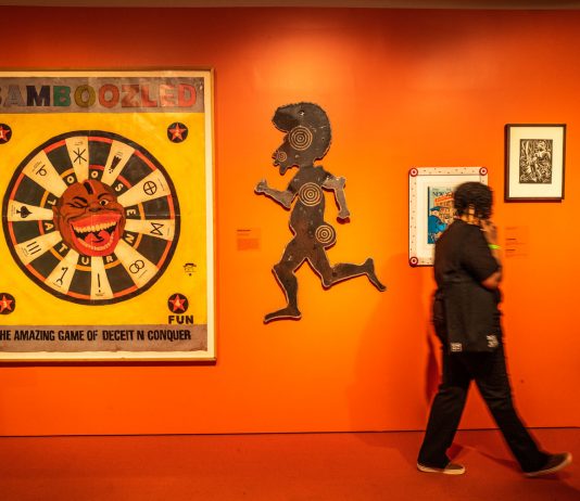 Guardare chi guarda: ode a Brooklyn nella mostra di Spike Lee a New York