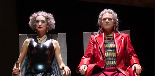 Antonio e Cleopatra di Valter Malosti, passione e decadenza su una scena metafisica ANTONIO E CLEOPATRA - ph. Tommaso Le Pera