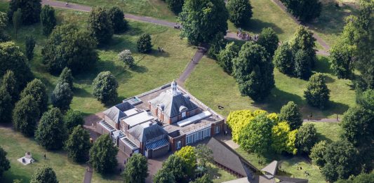 Serpentine Pavilion 2024: presentato il progetto dell’architetto coreano Minsuk Cho Serpentine Pavilion 2024 designed by Minsuk Cho, Mass Studies. Design render, exterior view. Photo © Mass Studies Courtesy: Serpentine