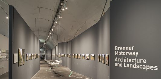 Autostrada del Brennero, architetture e paesaggi: la mostra a Trento Autostrada del Brennero - Architetture e paesaggi, veduta della mostra, © Hanninen