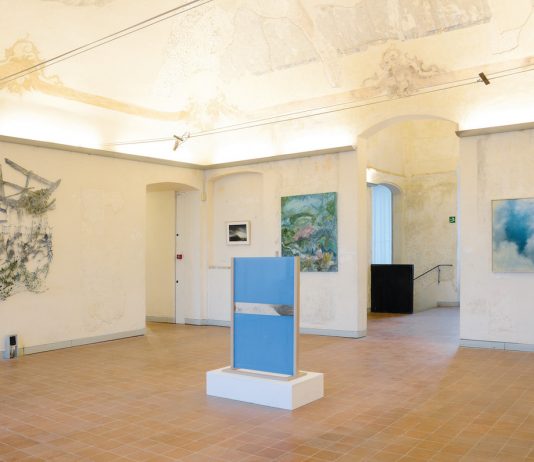 Arteam Cup 2023: tutti i vincitori per categoria, dalla pittura alla fotografia L’opera di Marco Tagliafico alla mostra finale di Arteam Cup 2023, Palazzo del Commissario, Savona. Ph. Diego Santamaria