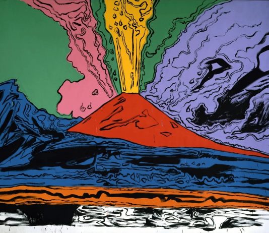 L’arte contemporanea nelle Soprintendenze: intervista ad Anna Imponente Andy Warhol, Vesuvius (1985); acrilico su tela, 230 x 300 cm. Presente nell’esposizione Presente nell’esposizione Vesuvio Universale, Vesuvio Quotidiano, Napoli, Certosa e Museo di San Martino, 5 luglio – 29 settembre 2019. Courtesy Museo di Capodimonte, Napoli, 2023.