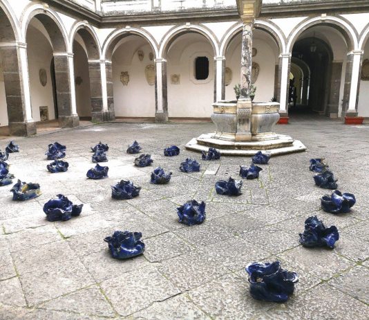 La varietà dei luoghi dell’arte contemporanea: intervista ad Anna Imponente L’opera Germinazione (2005) di Claudio Palmieri, esposta nella mostra Vesuvio Universale, Vesuvio Quotidiano, oggi nelle collezioni permanenti presso la Certosa di San Martino – Polo Museale Campania. Courtesy Claudio Palmieri, 2023