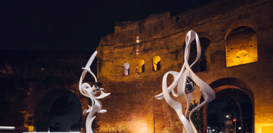 Prolungata fino al 29 febbraio la mostra di Gianfranco Meggiato: i Dioscuri tornano a Roma Gianfranco Meggiato, I Dioscuri, Il Volo, L'Attimo fuggente, Roma. Ph, Max Lazzi