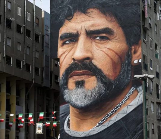 Adios Diego: il murales di Jorit, in una Napoli tra passato e futuro Maradona, il murales di Jorit a San Giovanni a Teduccio, Napoli