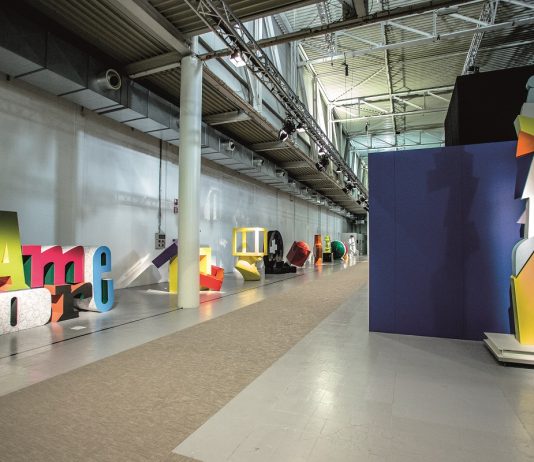 Designer’s Dream, Slide porta al Superstudio di Milano i maestri del design