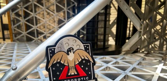 Due nano-opere dell’artista Alessandro Scali sbarcano sulla Luna