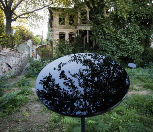 Una nuova direttrice per la Biennale di Istanbul: la nomina tra le polemiche